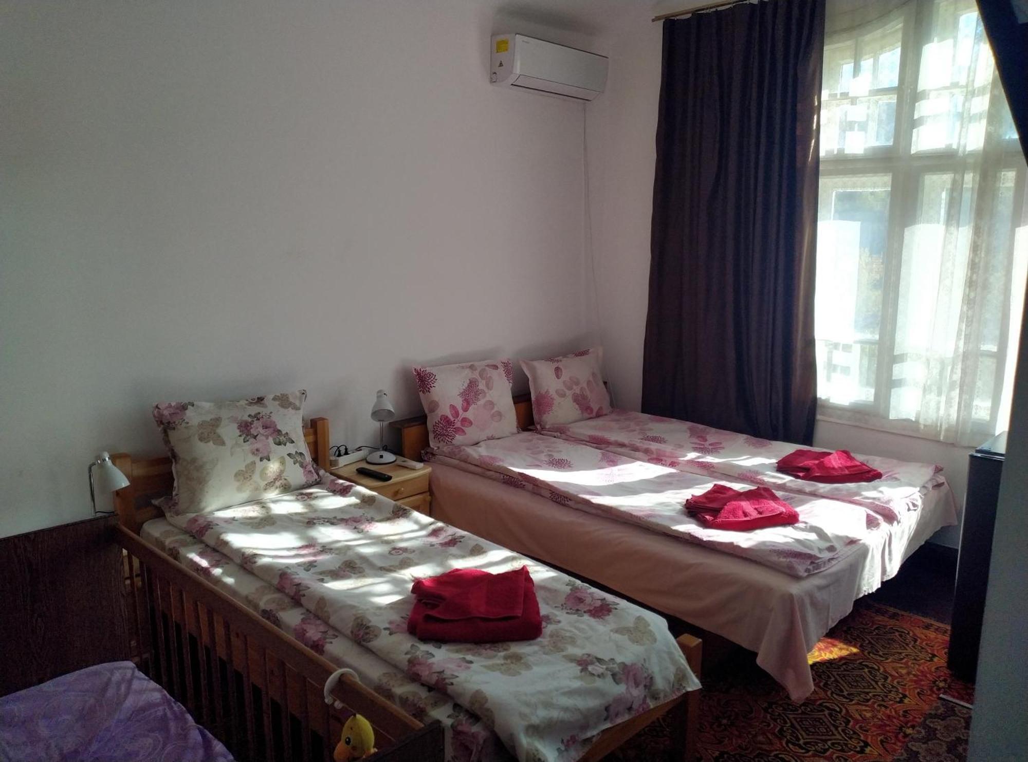 Guest house Mercury *